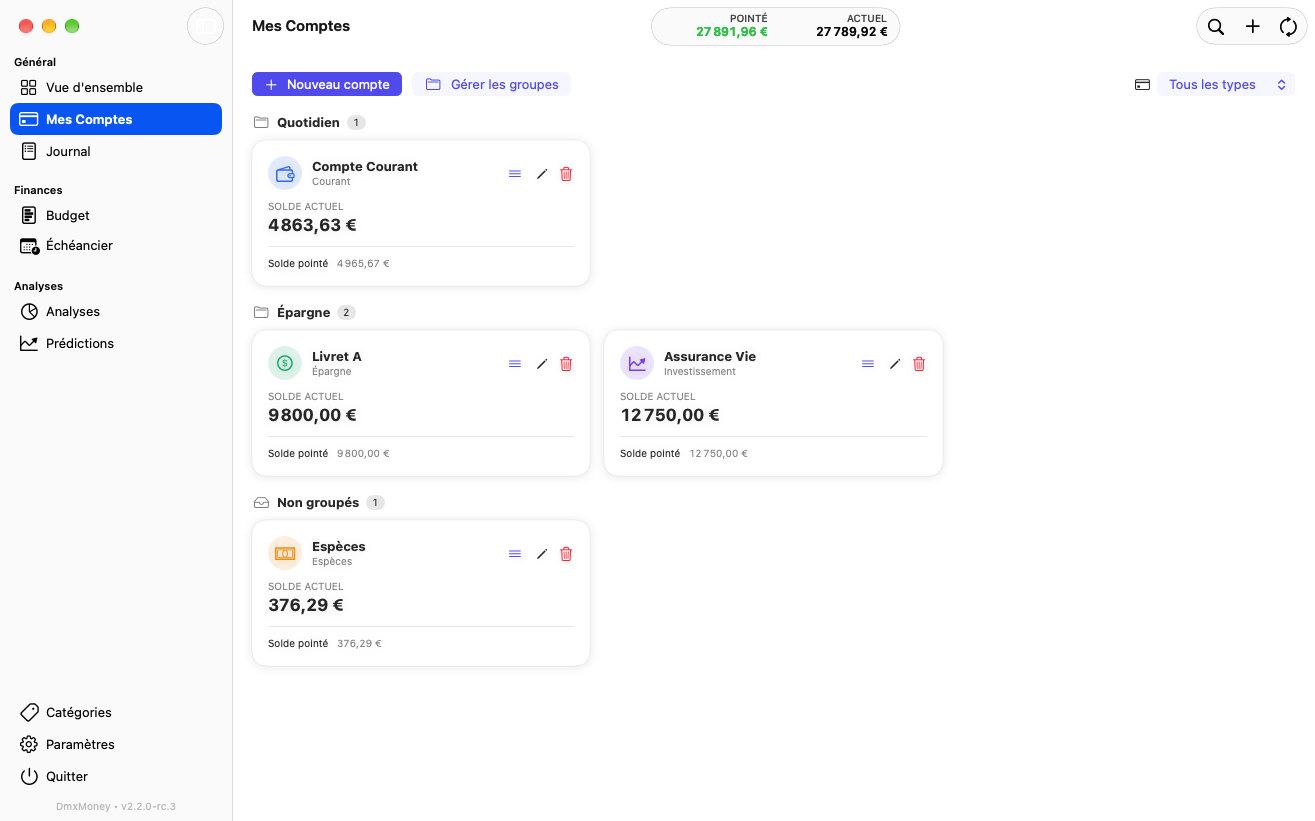 Page Mes comptes : compte courant, livret, assurance vie et espèces fictifs avec leurs soldes.